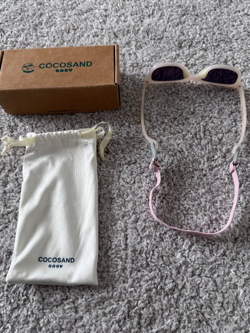 Polarized Baby Toddler Sunglasses with strap and cleaning cloth - Picture 2 of 11